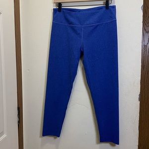 Fabletics heathered blue cropped leggings size M
